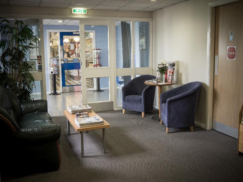 Travelodge Limerick Junction Interior foto